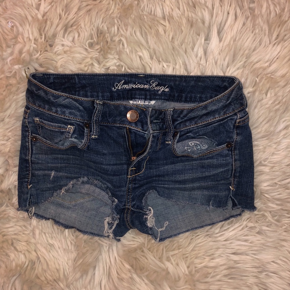 Low rise American Eagle shorts